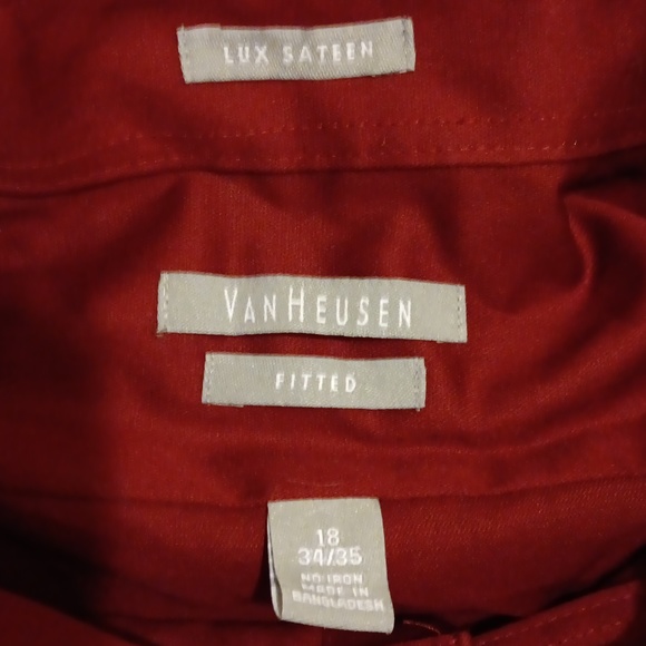 VAN HEUSEN LUX SATEEN Button-Down Dress Shirt, Sz 18-34/35, Maroon w Drk Buttons - Picture 2 of 3